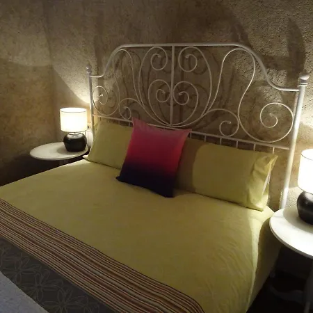 Masoveria De Cal Sastre * Gerona