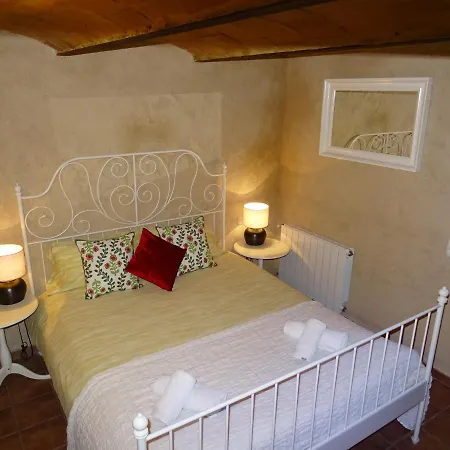 Masoveria De Cal Sastre * خيرونا